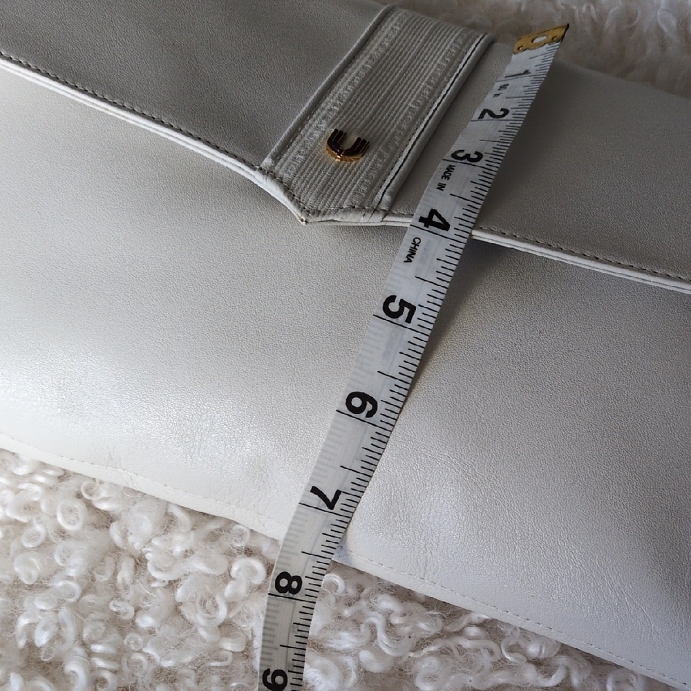 Emanuel Ungaro White Leather Clutch with Gold Accent - Picture 5 of 11